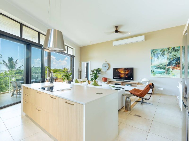 Elevated Coastal Living with Iconic Island Views - Photo 9