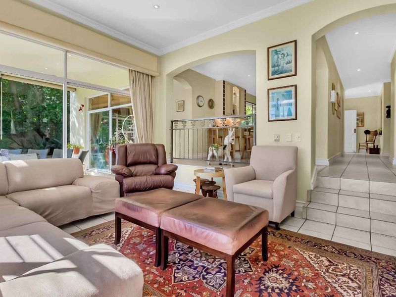 IMMACULATE 3 BEDROOM HOME IN FOURWAYS GARDENS LIFESTYLE ESTATE - Photo 7