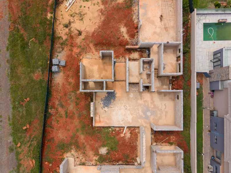 A unique opportunity to complete a home designed for luxury living - Photo 5