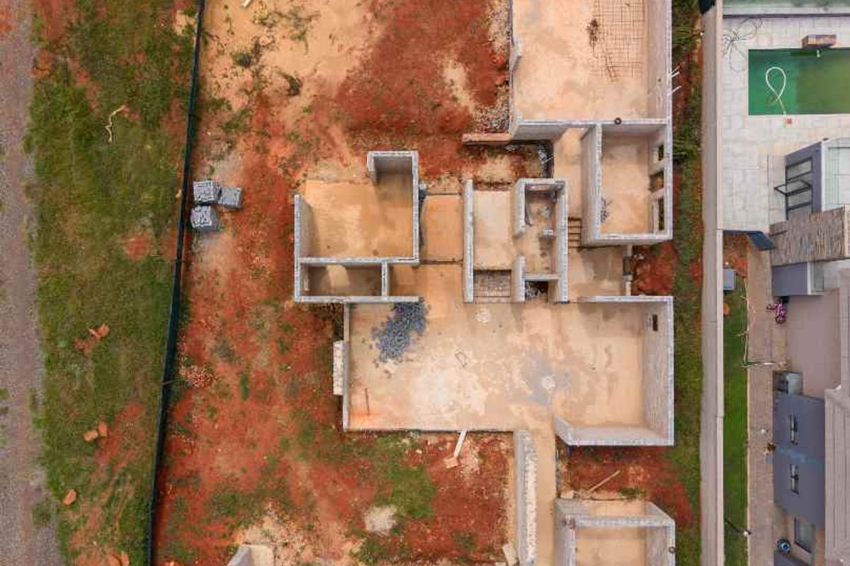 A unique opportunity to complete a home designed for luxury living - Photo 5