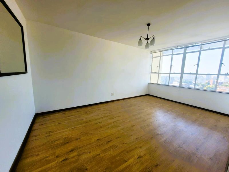 **Charming 1.5-Bedroom Apartment with Stunning Views in Durban** - Photo 3