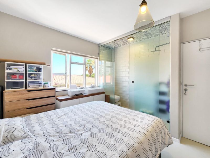 Sun Kissed Two Bedroom Apartment with Balcony and Garage - Photo 6