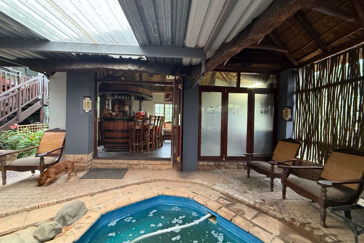 Massive 692m2 Property | 8 Bedrooms | Flatlet | Ideal Guesthouse or Multi-Family Investment - Photo 5