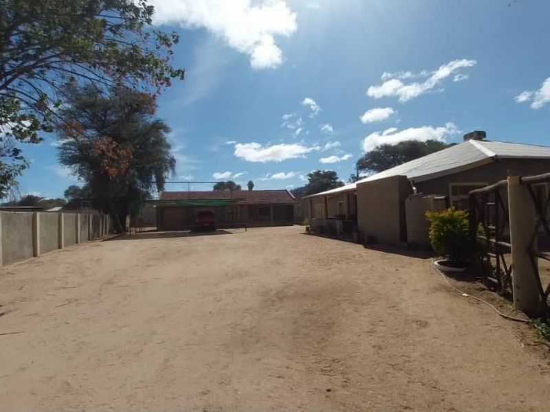 Okahandja - 2 Bedroom House with Flat For Sale - Photo 3