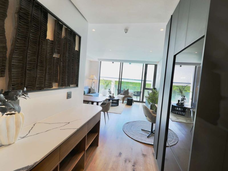 Brand New Luxury One-Bedroom Apartment | V&A Waterfront | Cape Town - Photo 8