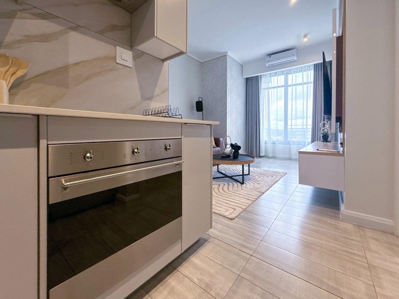 Executive 1-Bedroom Suite at The Capital Trilogy, Menlyn Maine - Photo 4