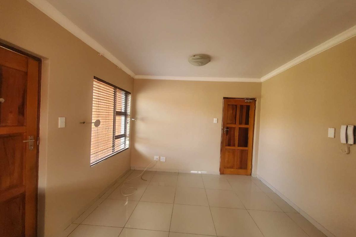 Embrace elegance and safety in Groblers Park! - Photo 2