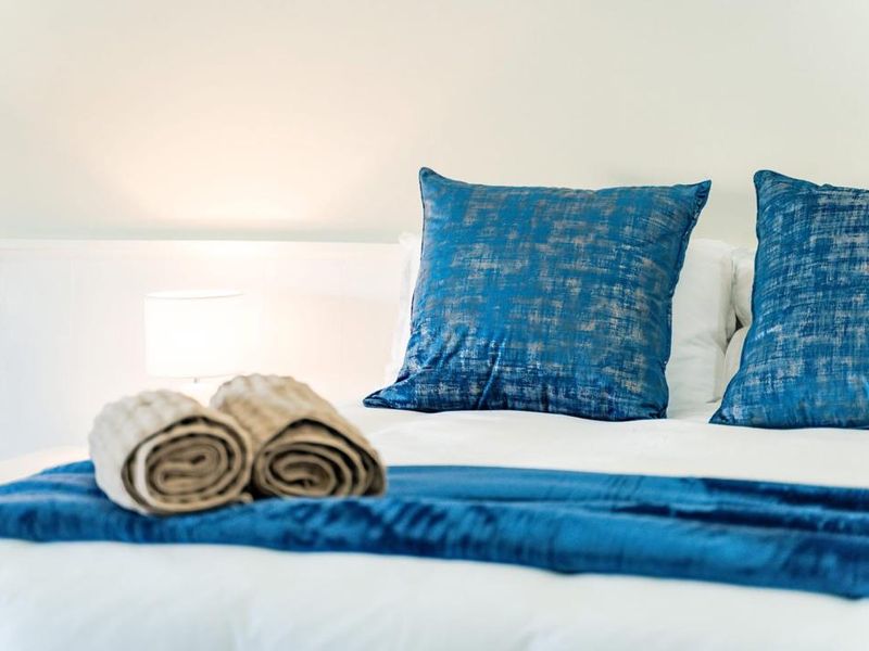 ESTABLISHED GUESTHOUSE BUSINESS - Photo 7