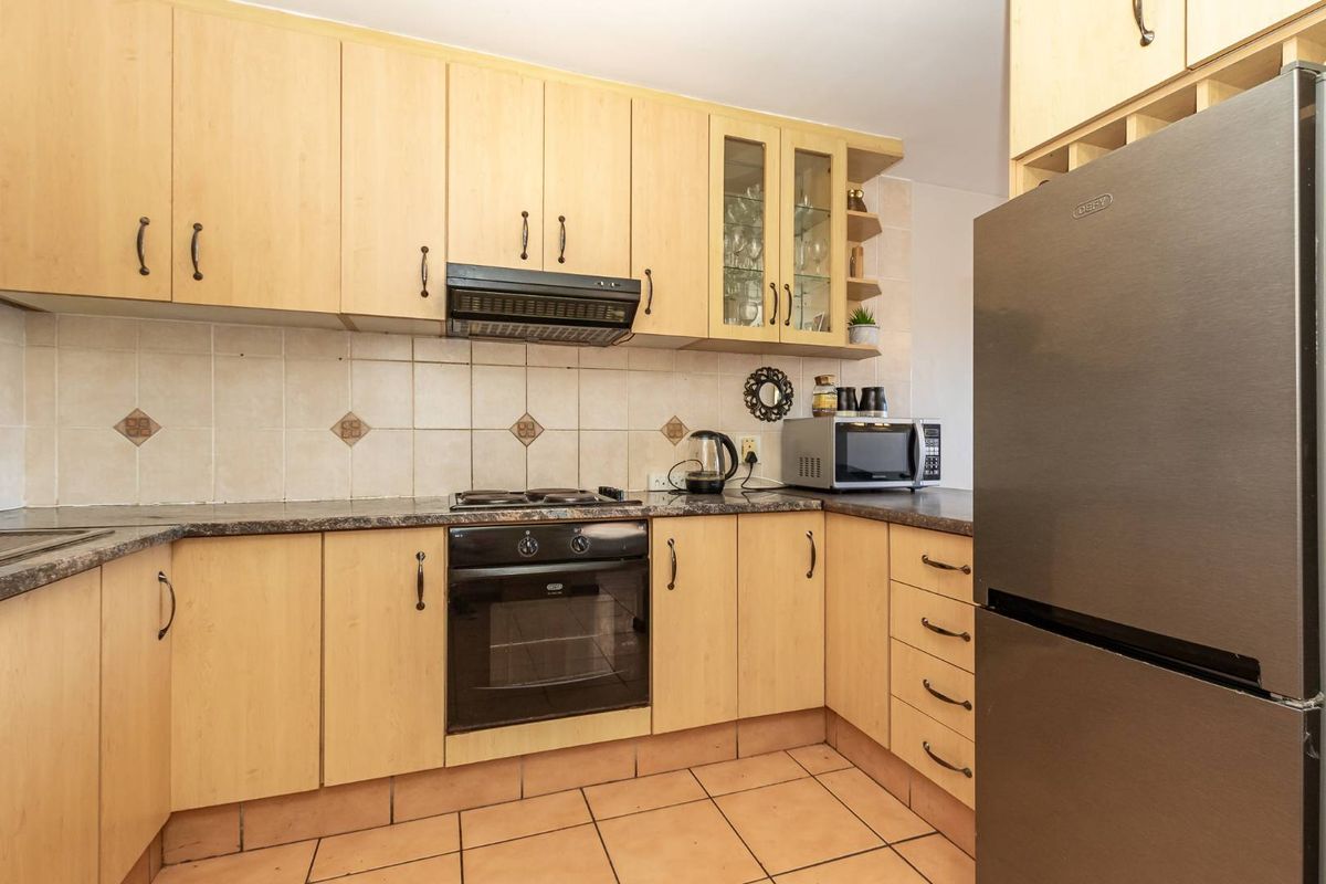 Mountain views and morning coffee! - Photo 2