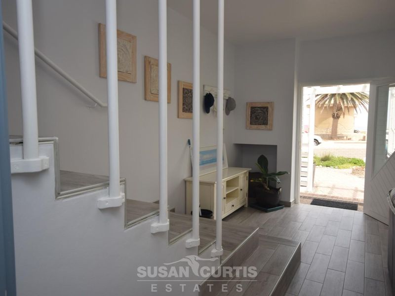 BEACHFRONT HOUSE FOR SALE IN VINETA, SWAKOPMUND - Photo 6