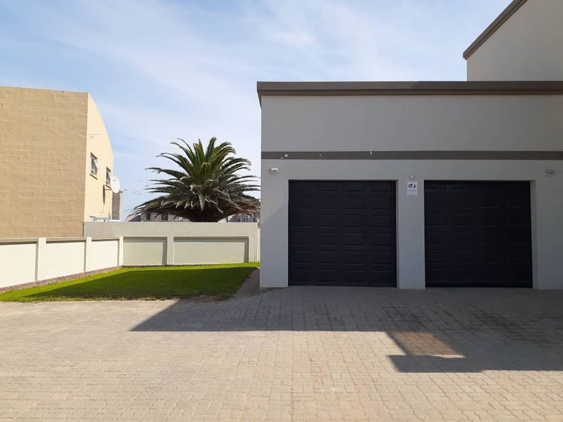 STUNNING HOUSE WITH SEA VIEW FOR SALE IN HENTIES BAY NAMIBIA – SOUTH DUNE - Photo 3