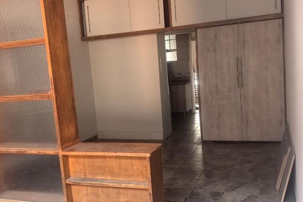 bachelor flat for sale in Sunnyside - Photo 3