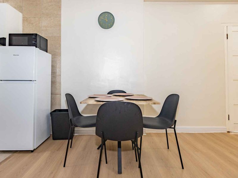 La Bella Vida Self Catering Apartments - Photo 3