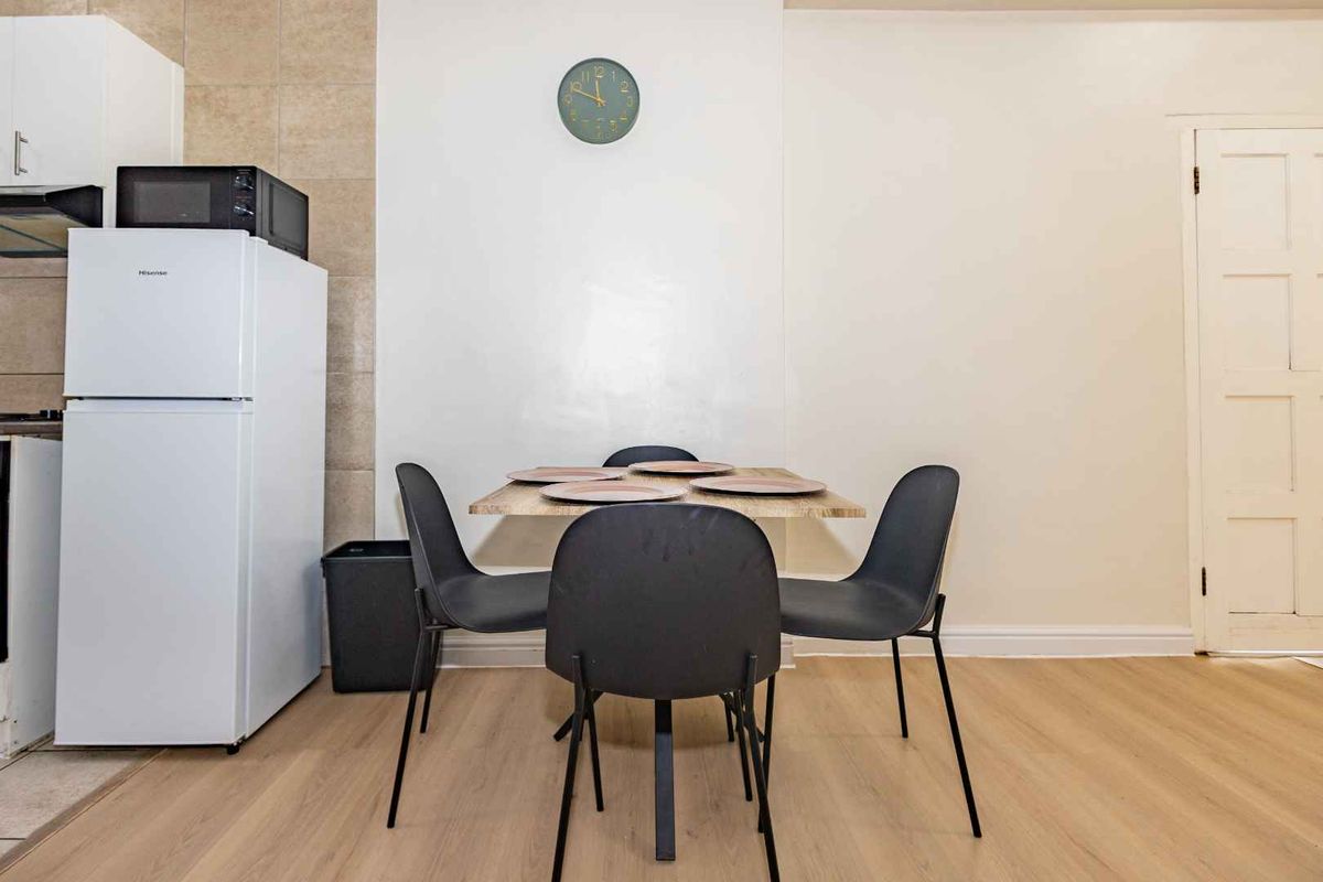 La Bella Vida Self Catering Apartments - Photo 3