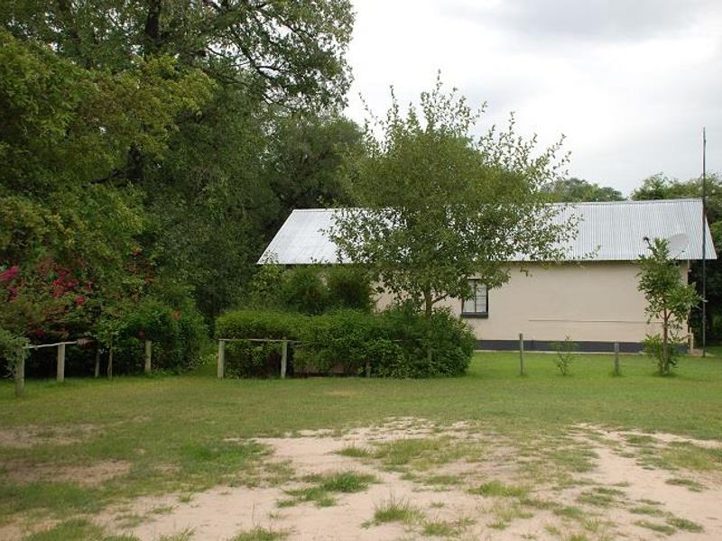 FOR SALE - LODGE AND CAMPSITE NEAR KATIMA MULILO, NAMIBIA - Photo 9