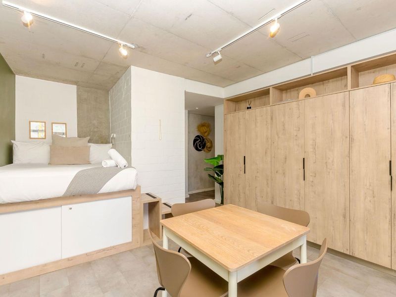 Airbnb Winner or the Ultimate Lock-up-and-Go in 'Six On N' - Photo 9