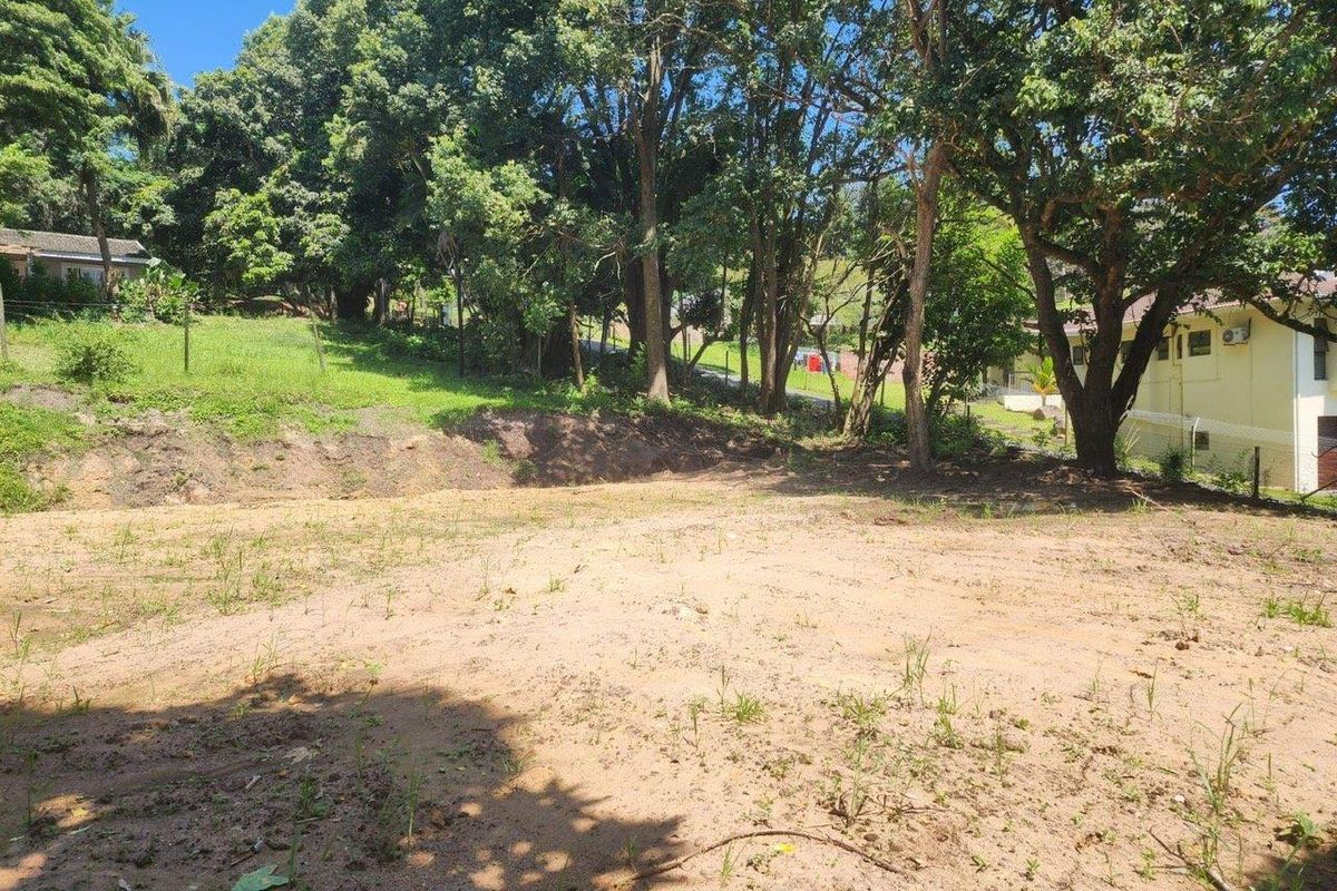 **Prime Vacant Land in Exclusive Kloof Development** - Photo 3