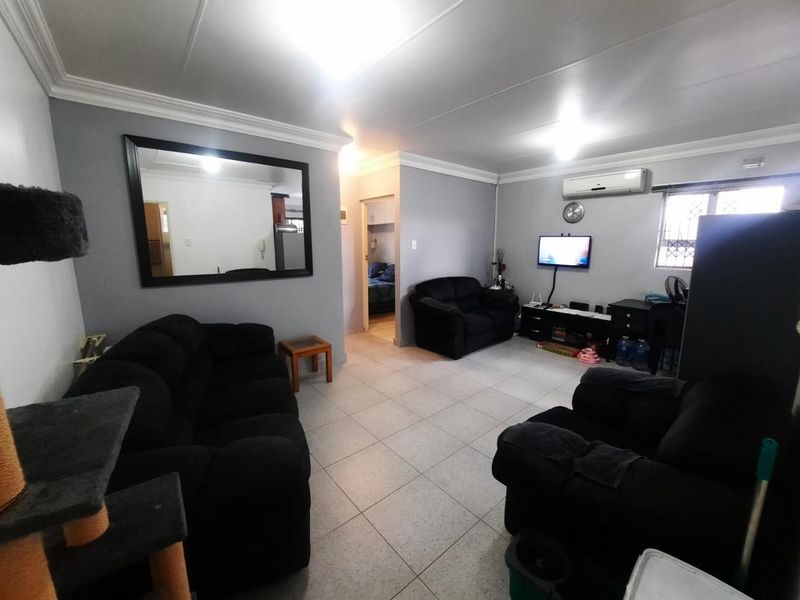 Lock-Up and Go! - Photo 6