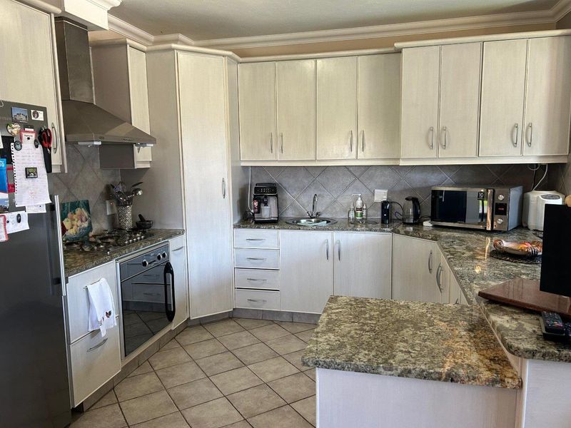 For Sale: Modern Double-Story Townhouse at Dolphin Beach, Namibia - Photo 3