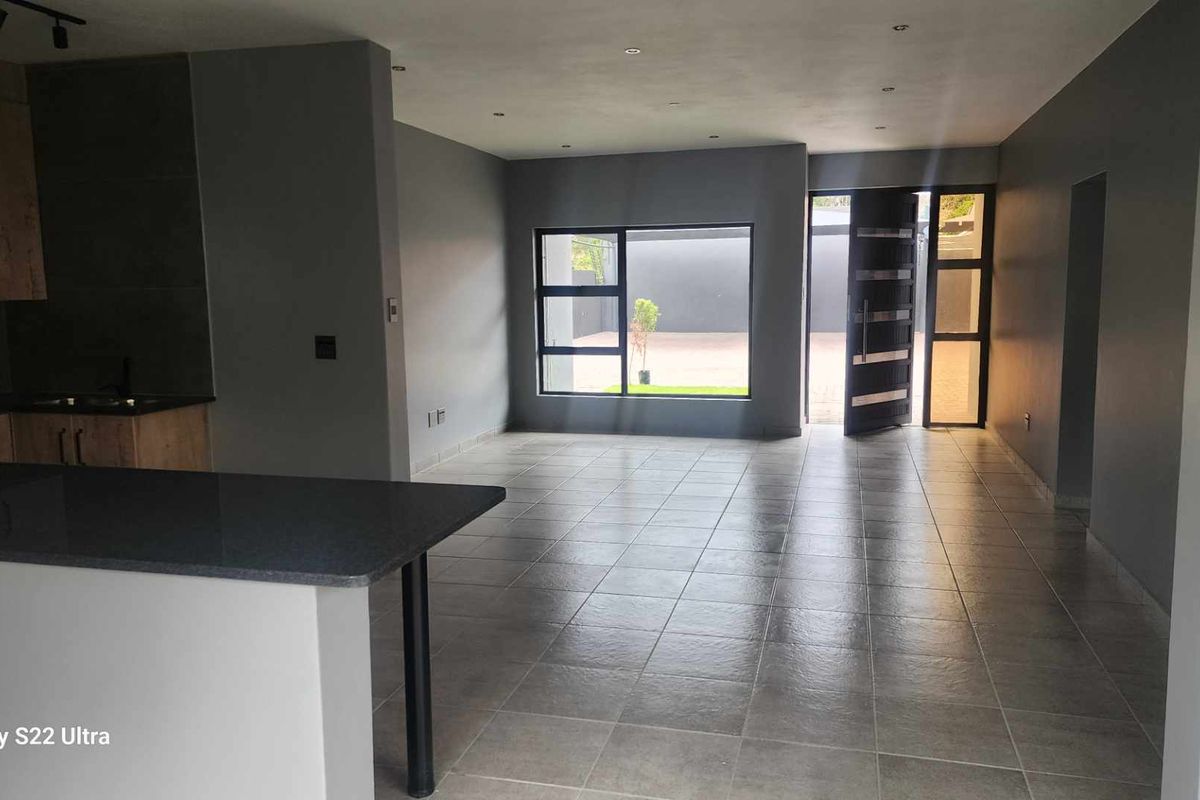 Great investment straight form the developer, no additional costs, no transfer costs. - Photo 4