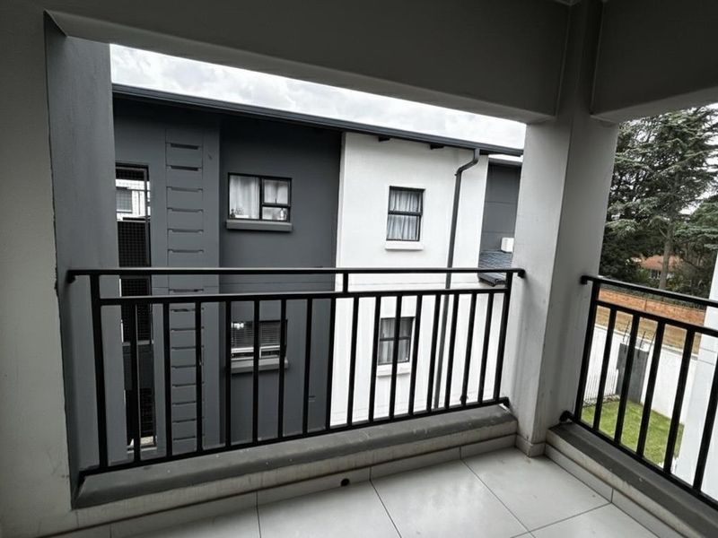 Modern Moments Start Here – Stunning 2-Bed at Nimbati - Photo 10