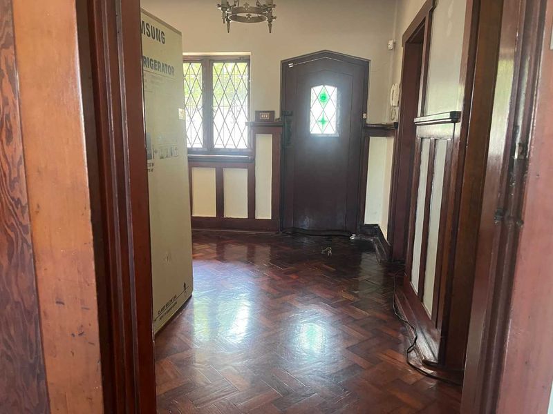 Massive Family 4 bedroom  home at Queensburgh , Pinetown - Photo 4