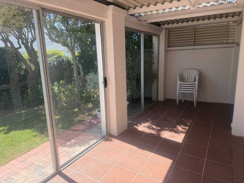 Family Home in Fish Hoek - Photo 5