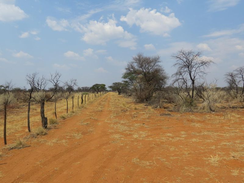 FARM FOR SALE  IN THE HOCHFELD AREA, NAMIBIA - Photo 3