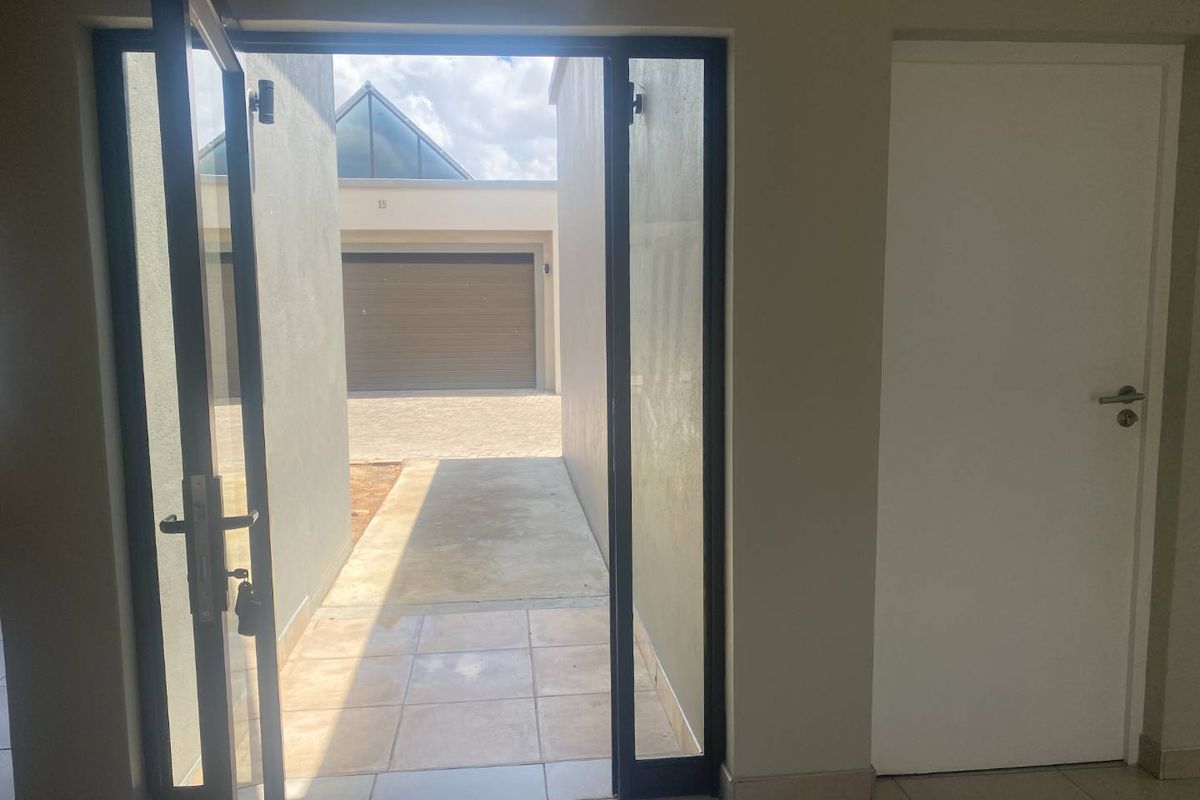 3 Bedroom Townhouse in Omeya Golf Estate - Photo 4