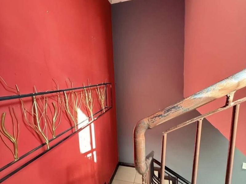 Double-Storey Family Home | Cimbebasia N$ 2,700,000 excluding costs - Photo 4