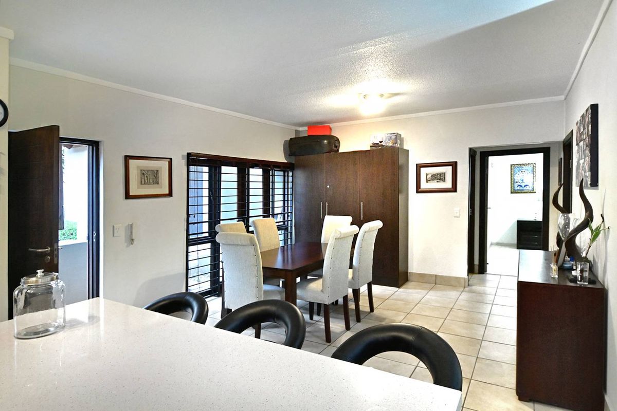 Stunning Two Bedroom Townhouse In Excellent Estate - Photo 4