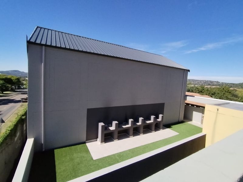 Modern and beautiful duplex apartment in Menlo Park. - Photo 4