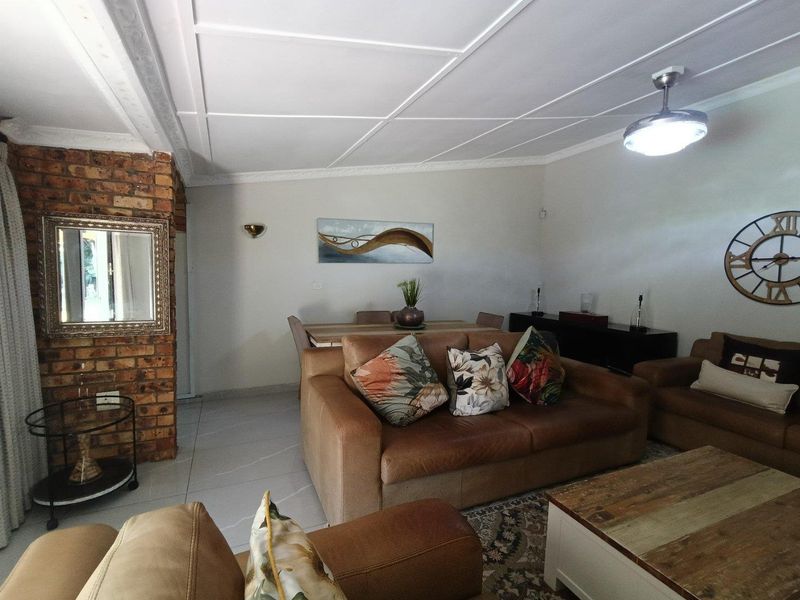 Beautiful 4-Bedroom Family Home for Rent - Photo 7