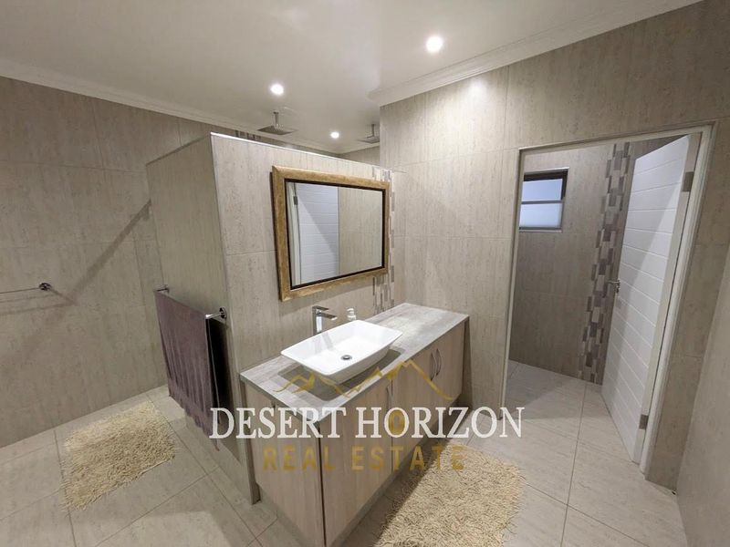 Namibia ,Outjo | 5 Bedroom House For Sale - Photo 9