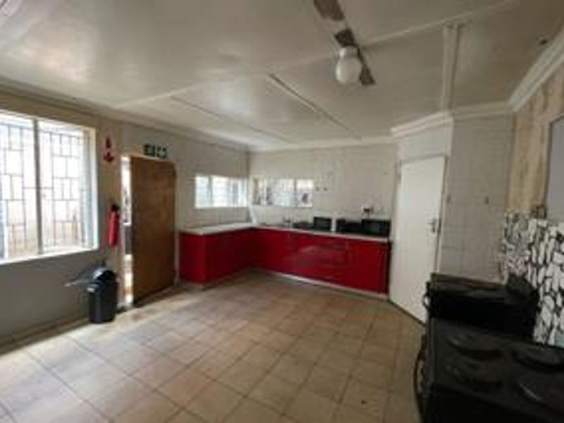 House For Sale with Lucrative Prospects in Pretoria West - Photo 7