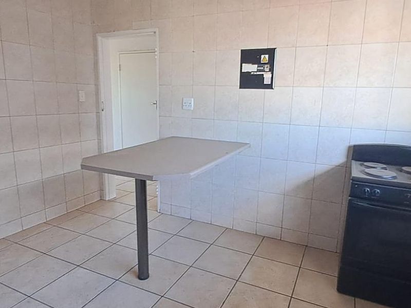well Maintained Unit - Photo 4