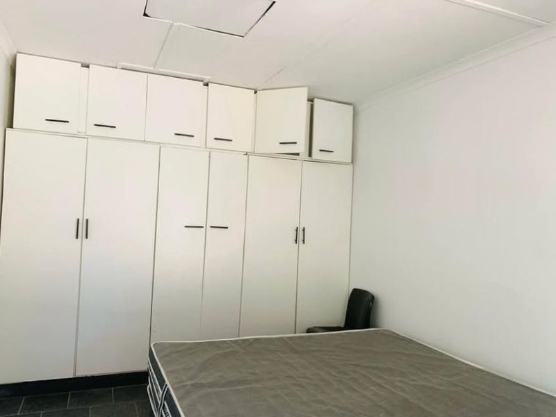 Bachelor Unit – New Germany, Pinetown - Photo 4