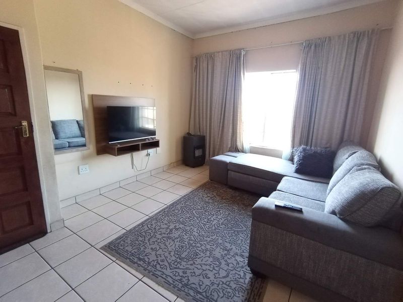 1 Bedroom apartment in NORKEM PARK EXT 2 - Photo 3