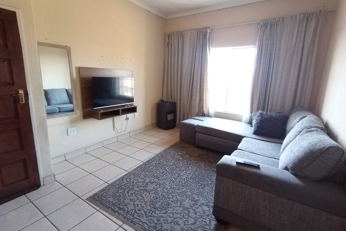 1 Bedroom apartment in NORKEM PARK EXT 2 - Photo 3