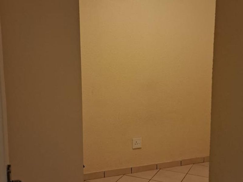 3 bedroom room house in the heart of amandasig - Photo 9