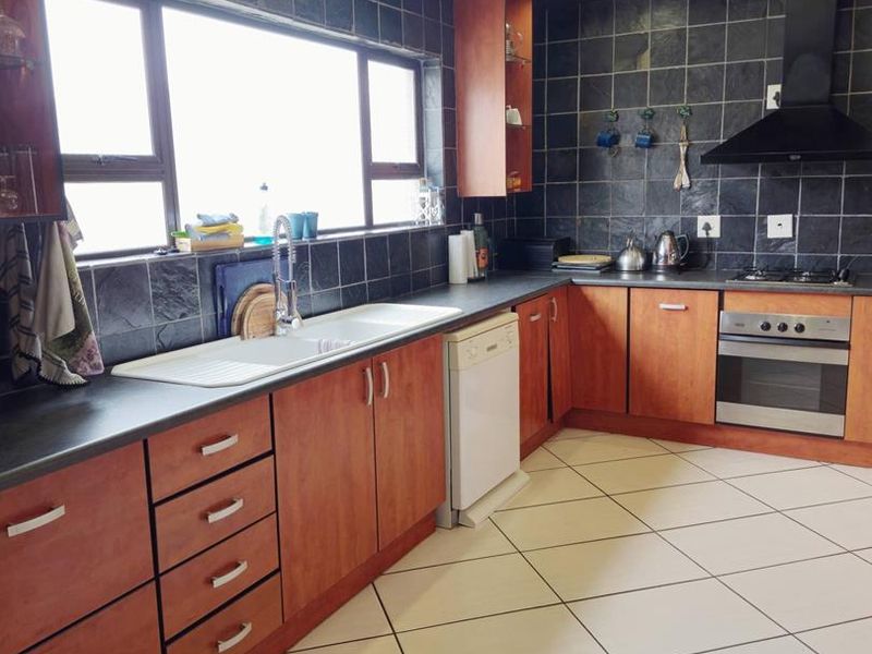 Swakopmund- For Sale-N$4 000 000 - Photo 3