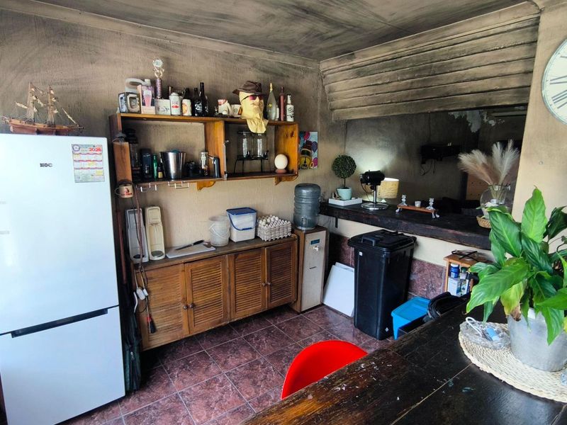 Entertainers Delight! - Photo 7