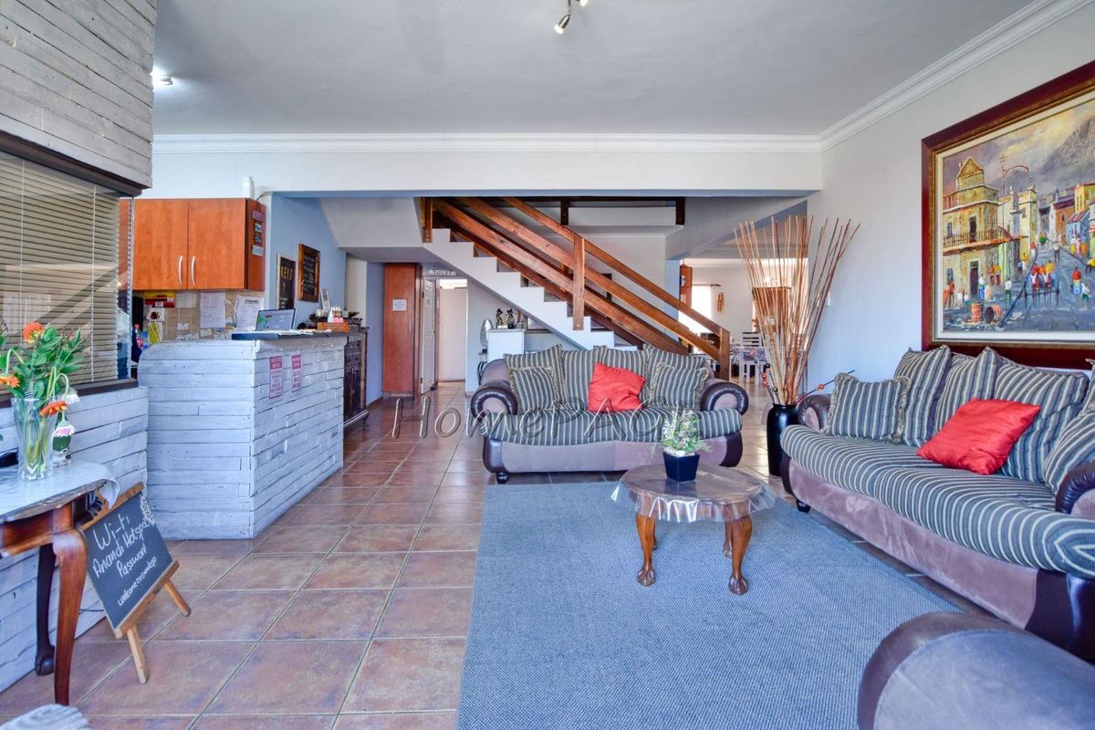 Ext 9, Swakopmund:  Guesthouse for sale - Photo 4