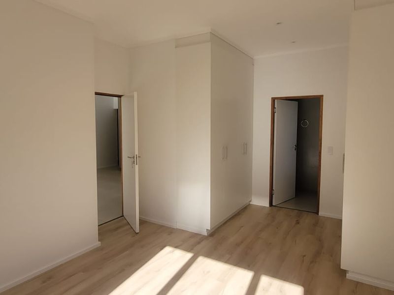 3 Bedroom House For Sale Mooikloof Country Estate - Photo 5