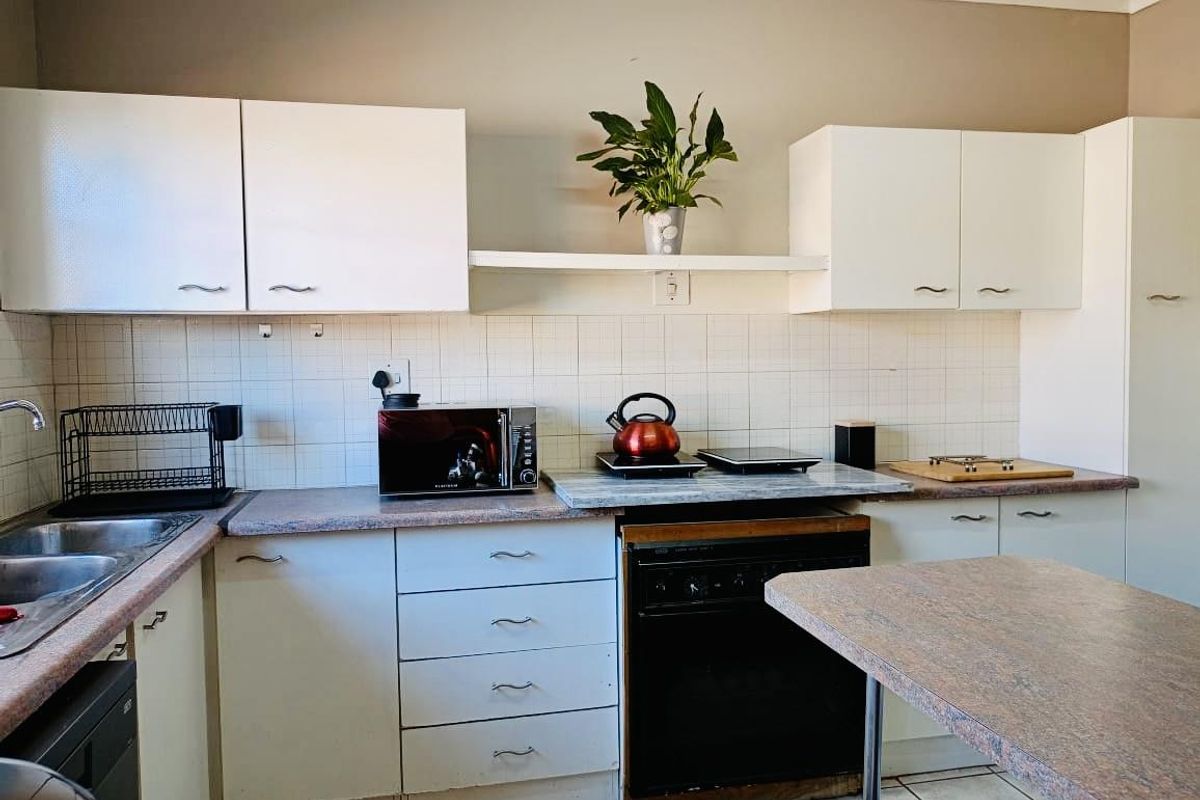 3 bedroom Townhouse for sale - Photo 5