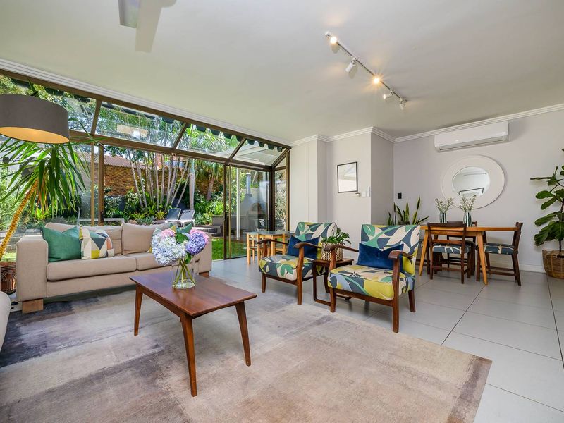 Modern 3 Bedroom Townhouse | Walk to Umhlanga Village | Private Pool | Exclusive Mandate - Photo 2