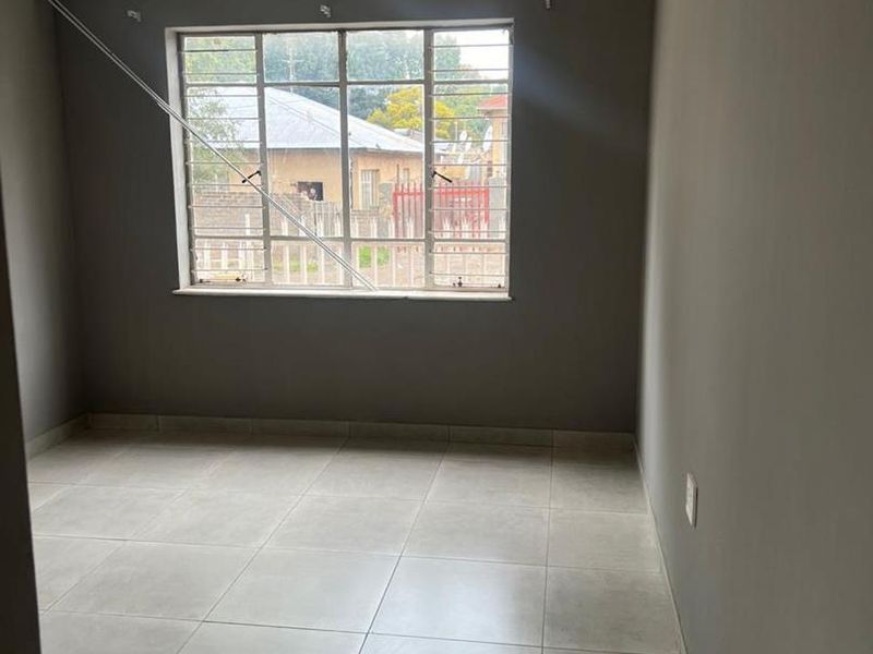 Apartment in Rosettenville - Photo 5