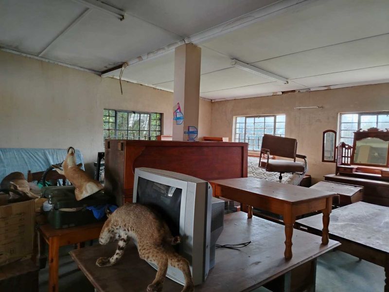 PRIME CORNER PROPERTY - Photo 9