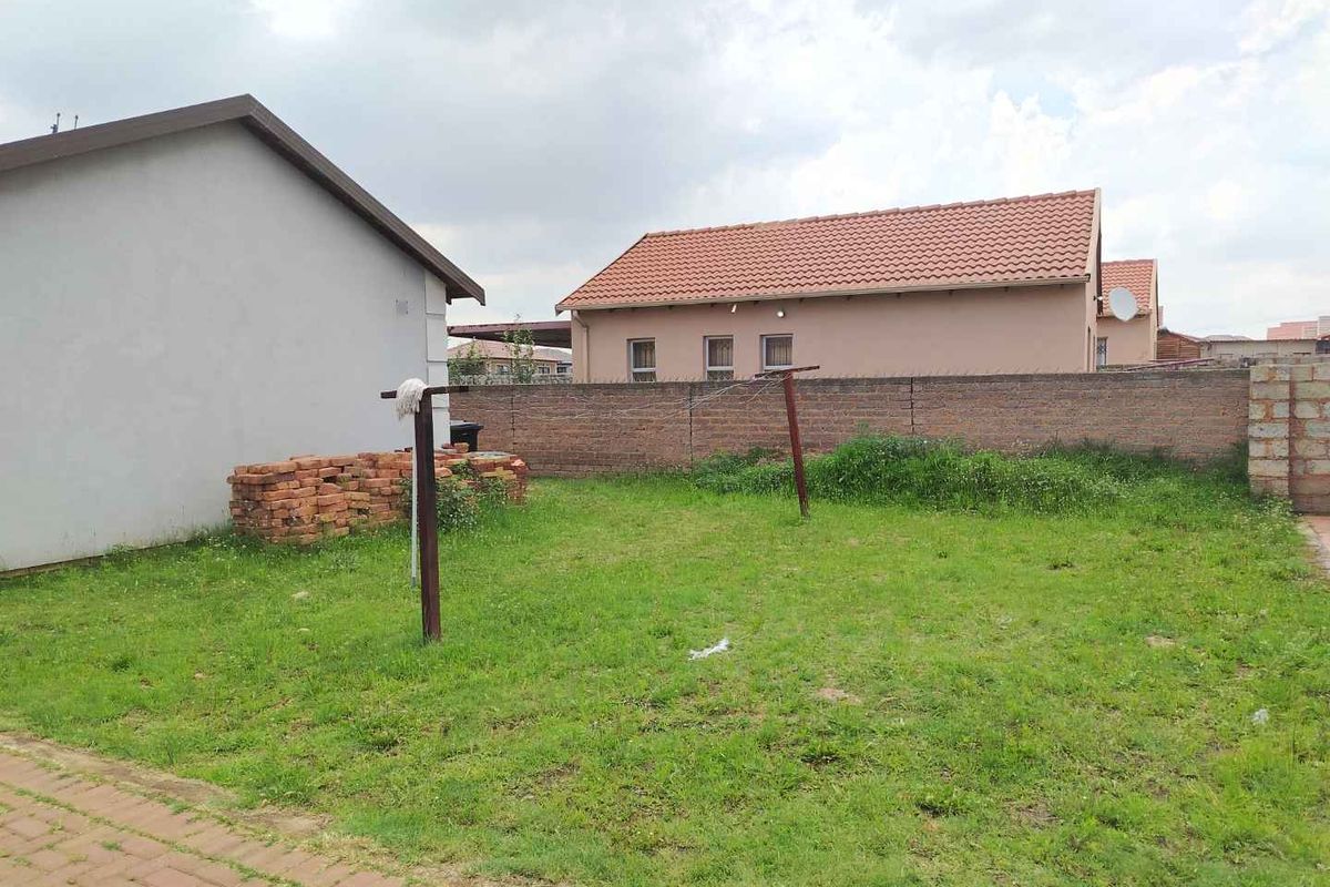 A great starter home - Photo 4