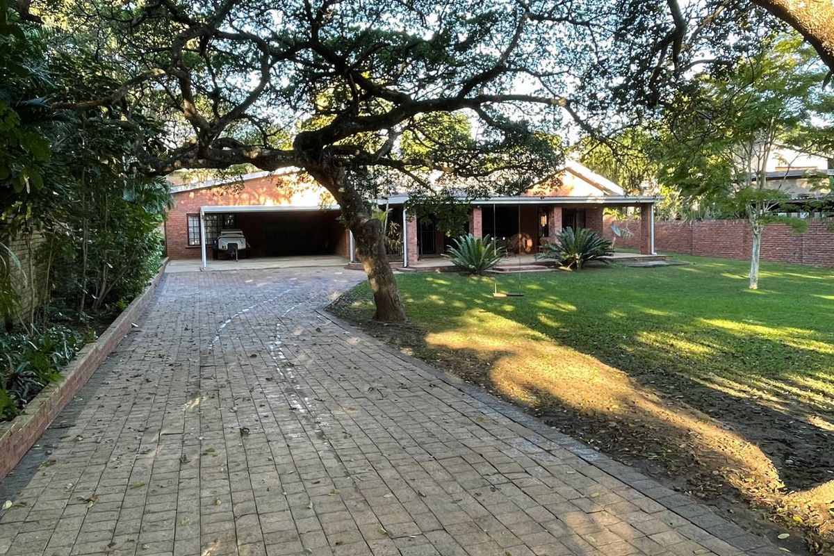 5 bedrooms House in ST LUCIA - Photo 4